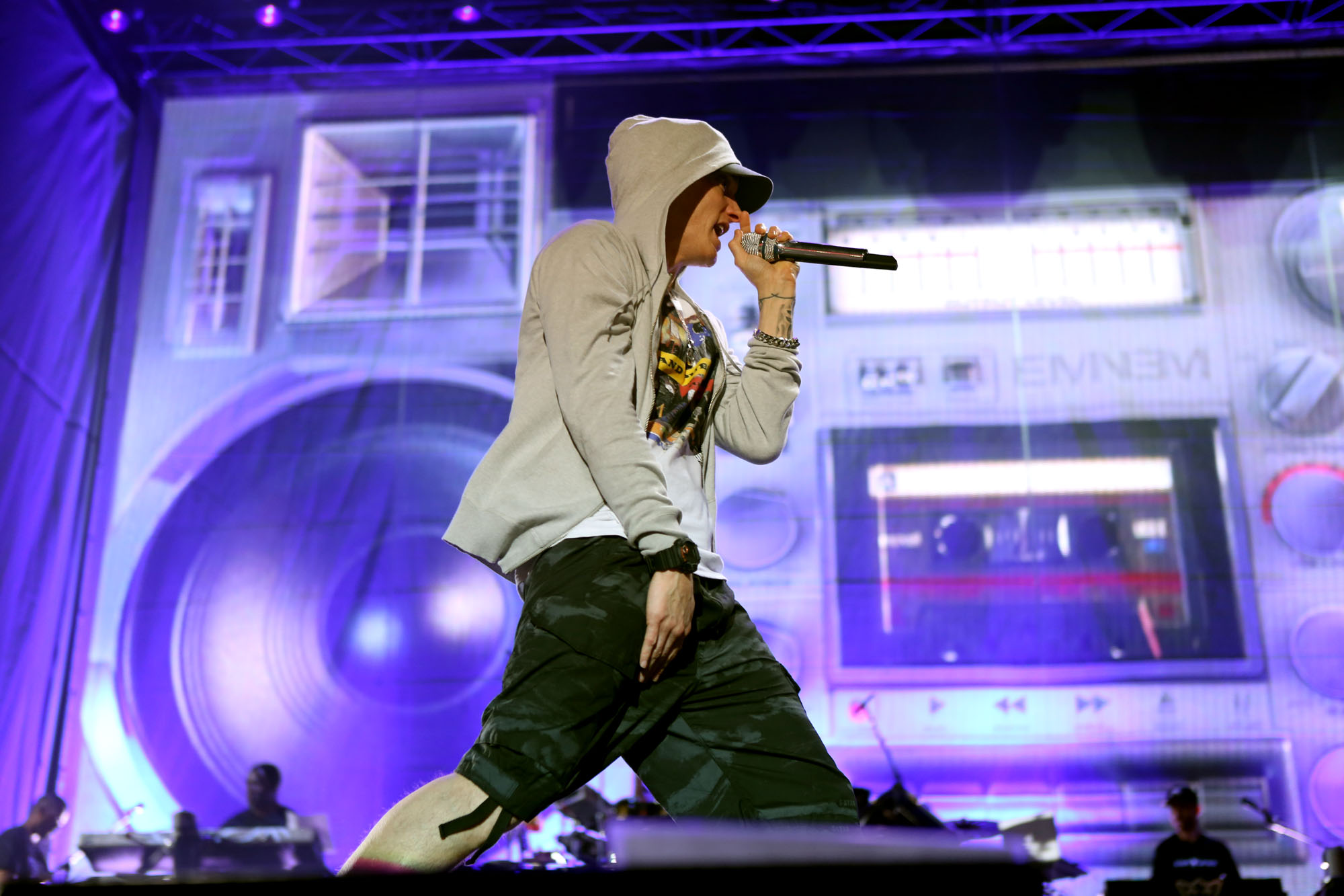 Eminem Surprises Crowd, Bring Out  B.o.B & Royce Da 5’9″ At Music Midtown (Video)