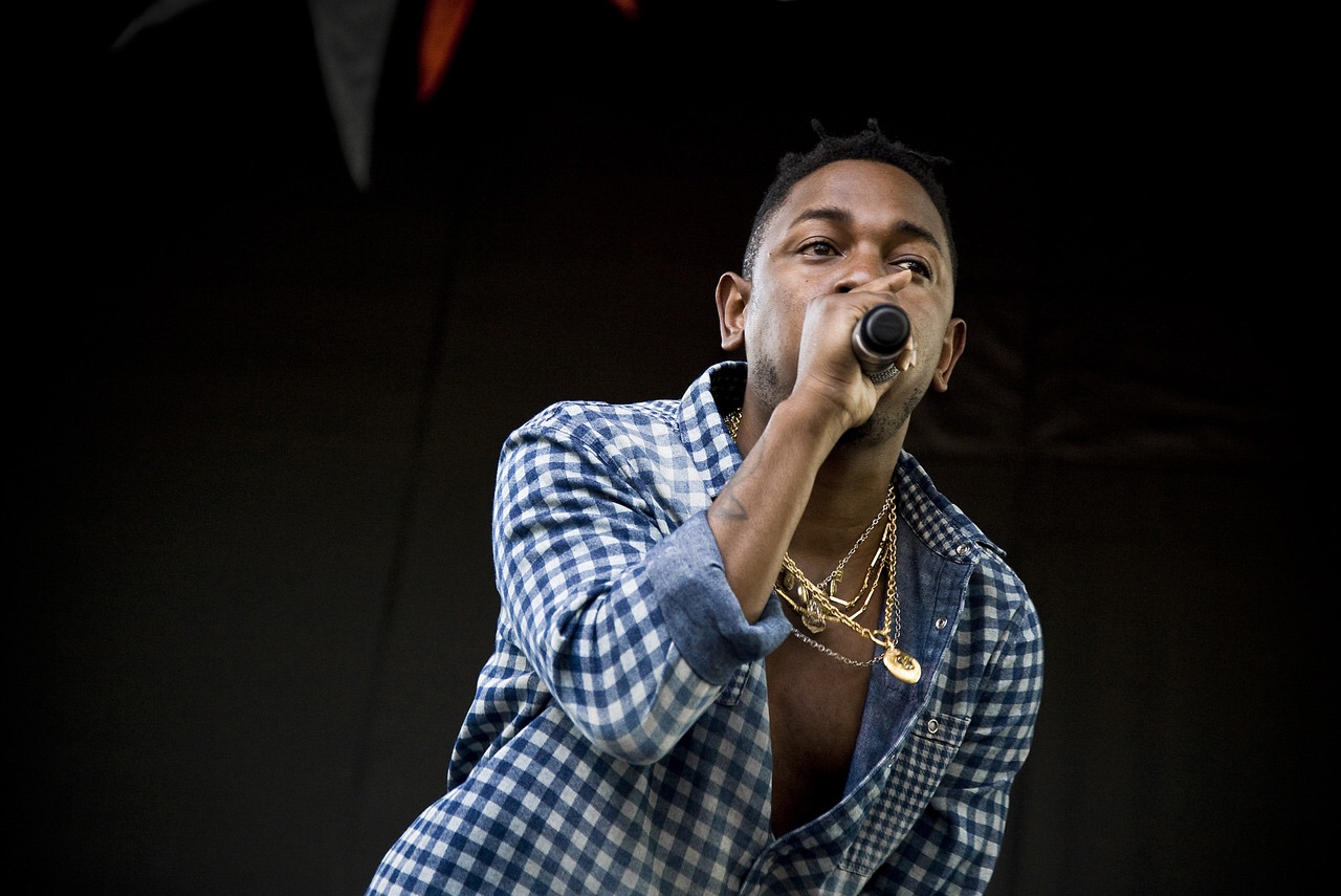Kendrick Lamar Salutes Notorious B.I.G., Freestyles On Big Boy Morning Show