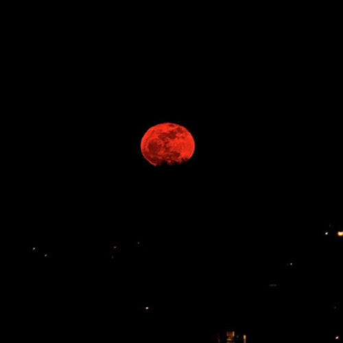 ALBe BACK: Red Moon (Prod. By Hassan Khaffaf)