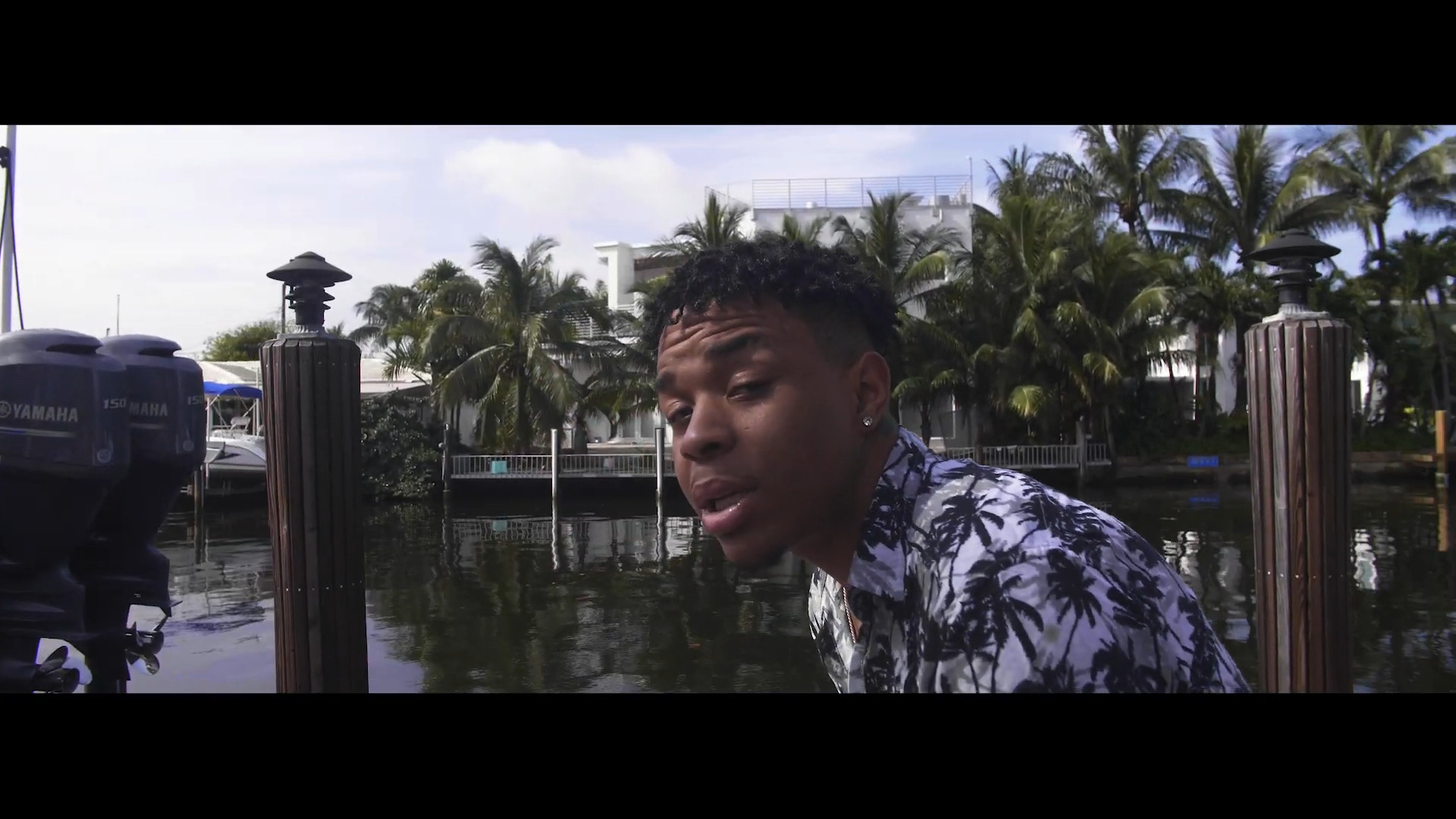 Swoopbank Catches A Tropical Vibe In “Changes” Video
